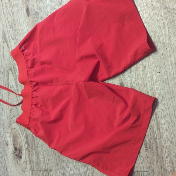 Adidas extra small climate shorts bright red - Picture 2 of 3